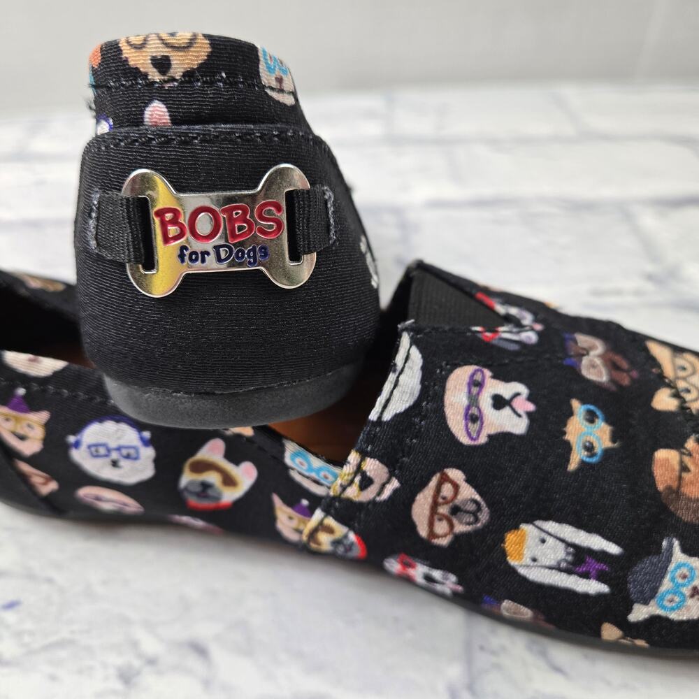 Bobs from Skechers Women's Flats Black Dog Print Memory Foam Arch Pillow size 7 - Picture 2 of 12